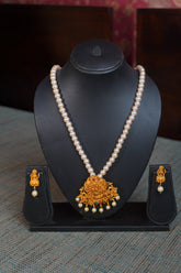 Pearl Necklace with Temple Pendant & Earrings