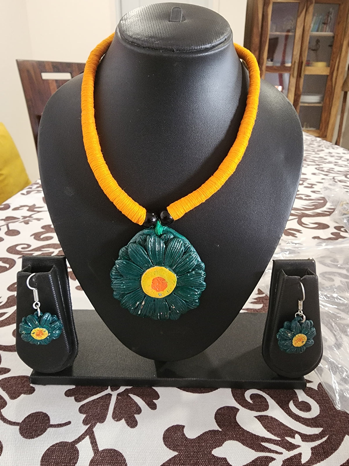 Handpainted Green Sunflower Clay Pendant & Earrings Necklace